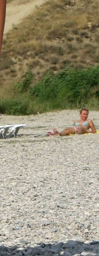 Purenudism Images Beach Game and Glasses - 2
