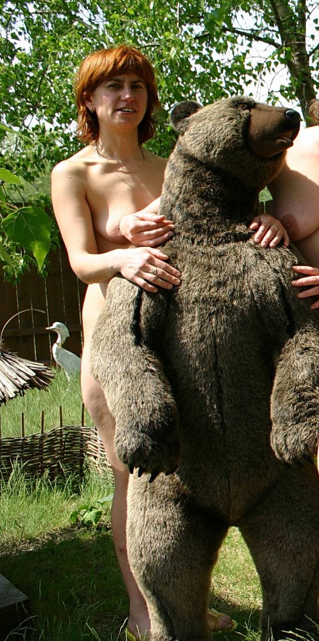 Pure Nudism Bring Out Outdoor Moose - 2